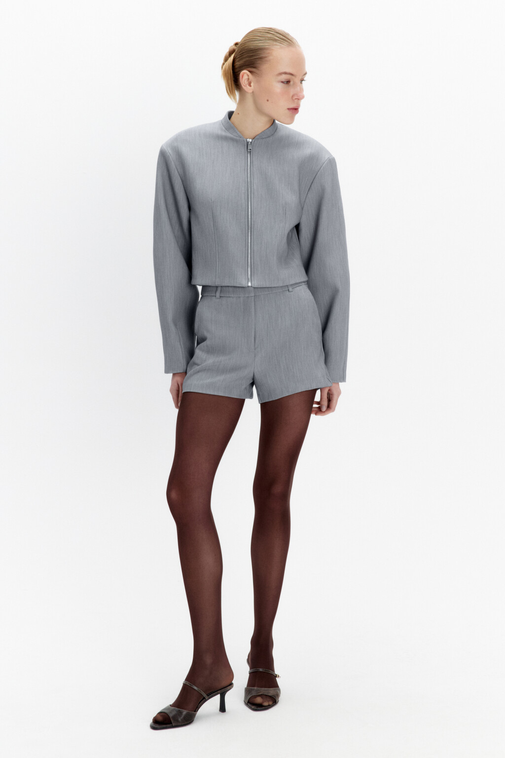 Шорты мини костюмные с высокой посадкой - цвет серый - 2