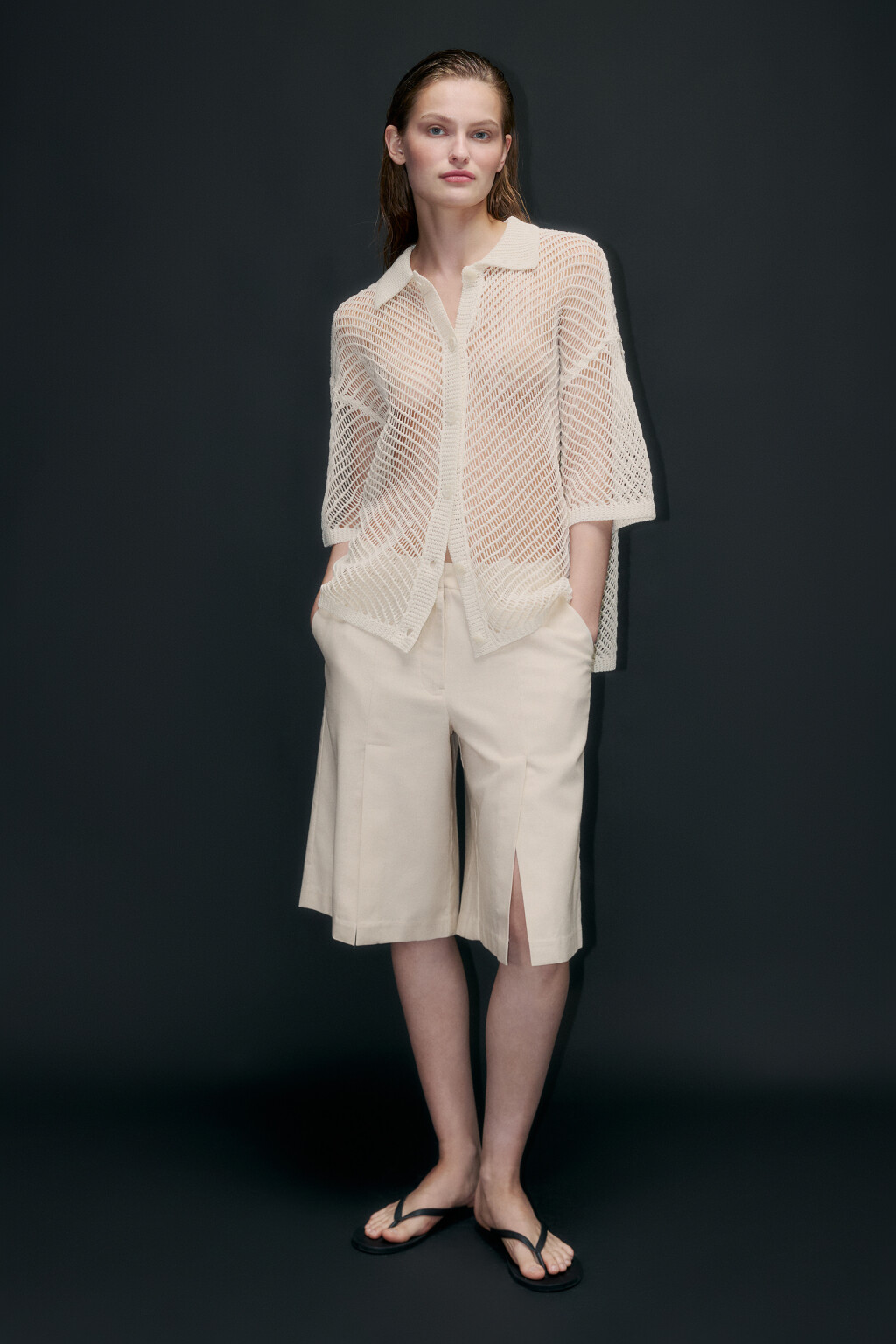 Шорты-бермуды костюмные льняные - цвет бежевый - 4