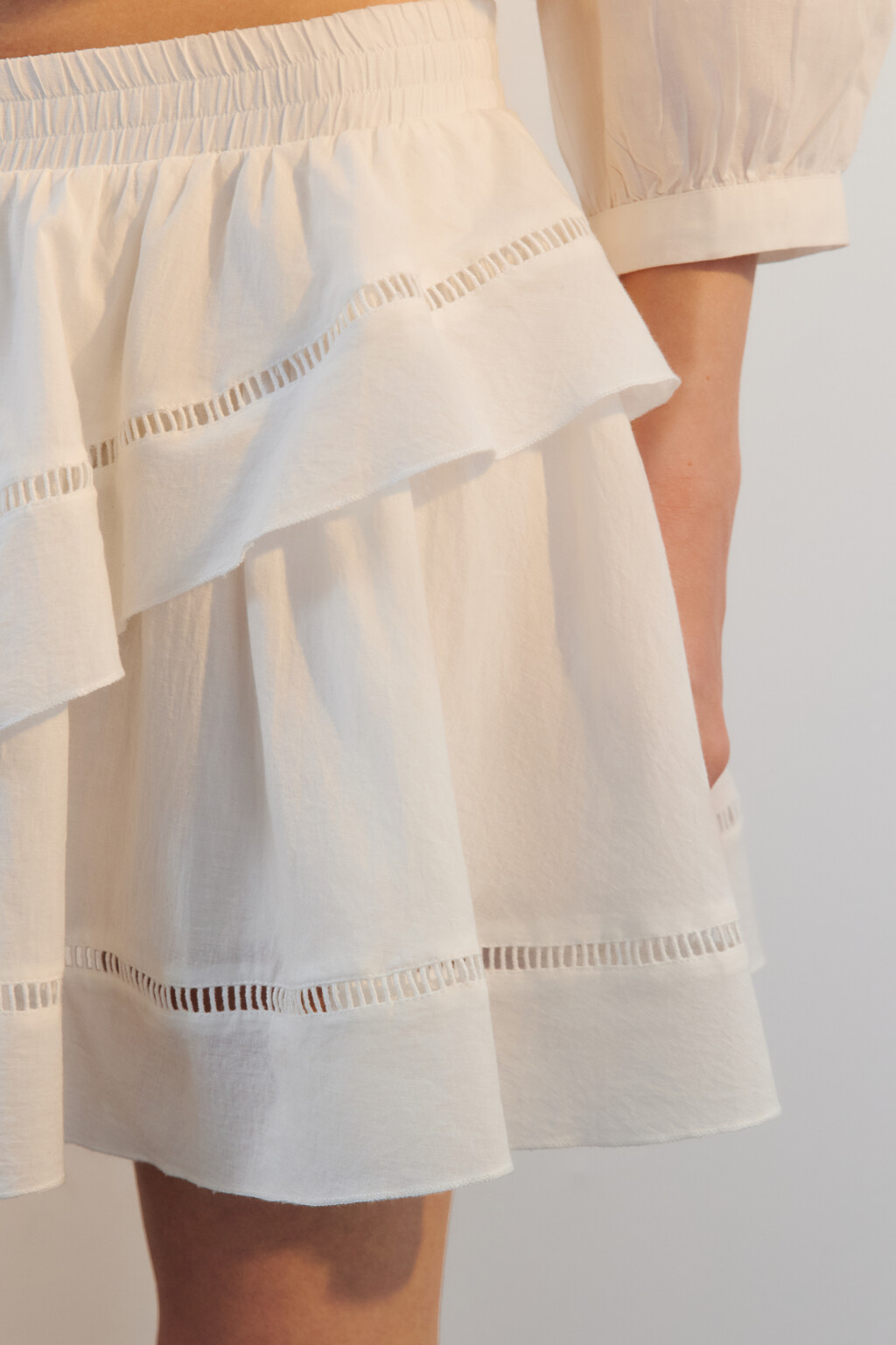 Юбка-шорты ажурная с воланами - цвет белый - 6