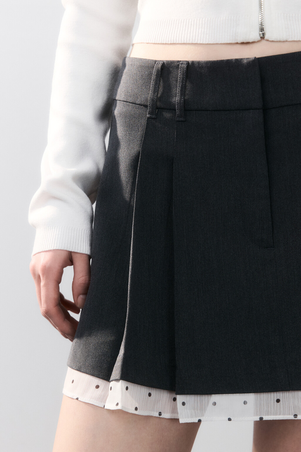 Юбка в складку с подкладкой в горох - цвет серый - 5