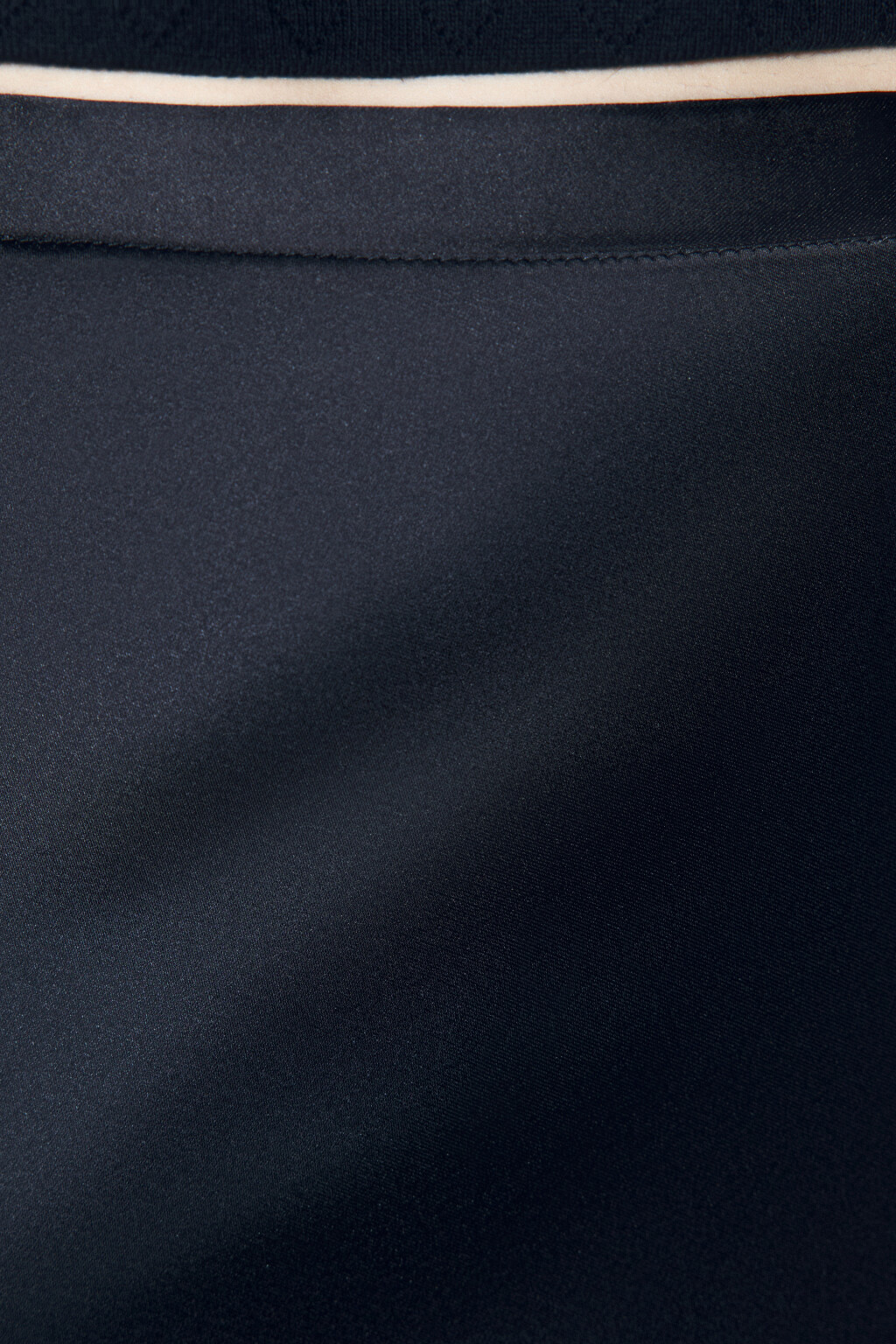 Юбка-годе макси атласная - цвет черный - 5