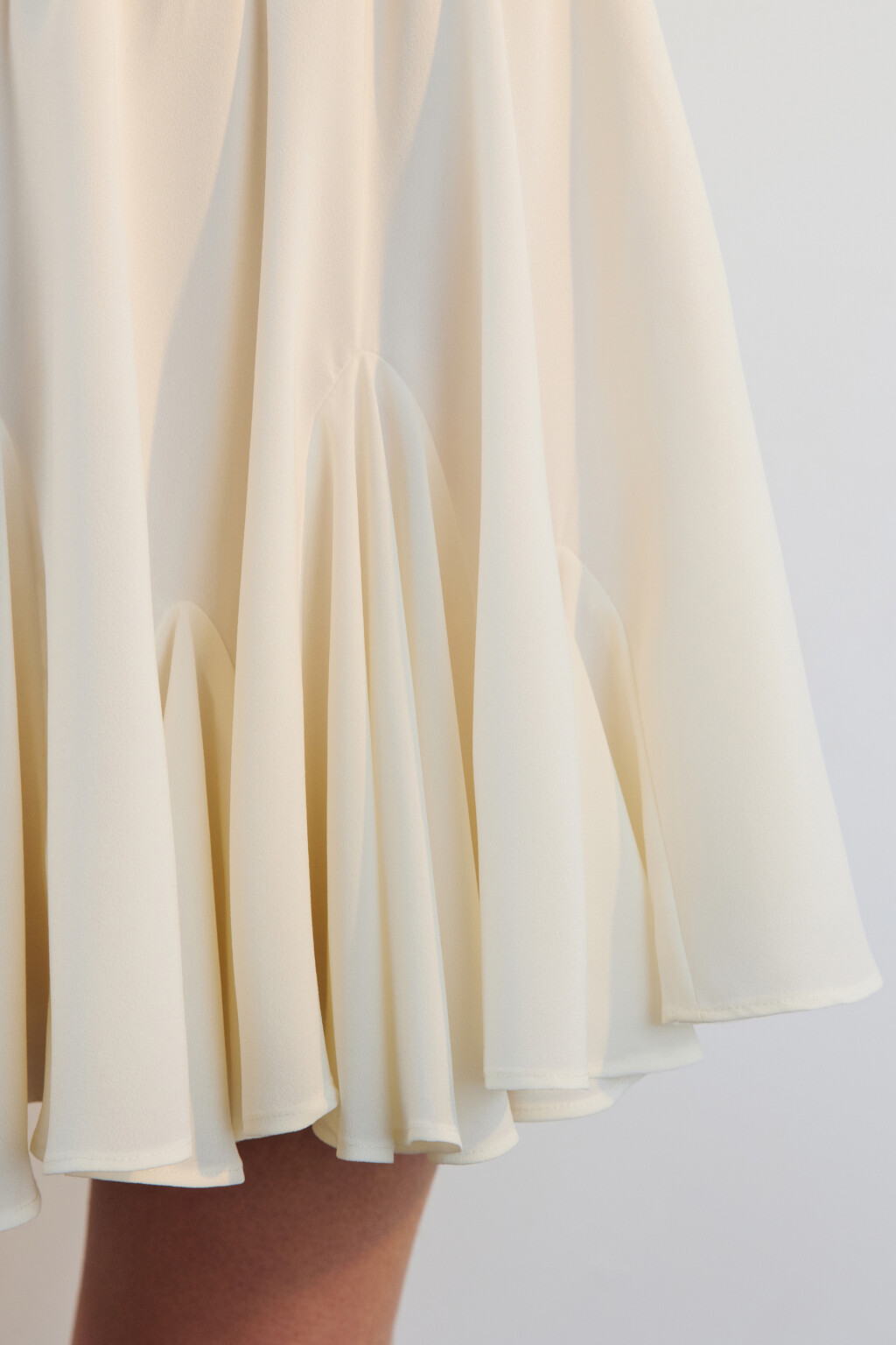 Юбка мини пышная с клиньями - цвет молочный - 7