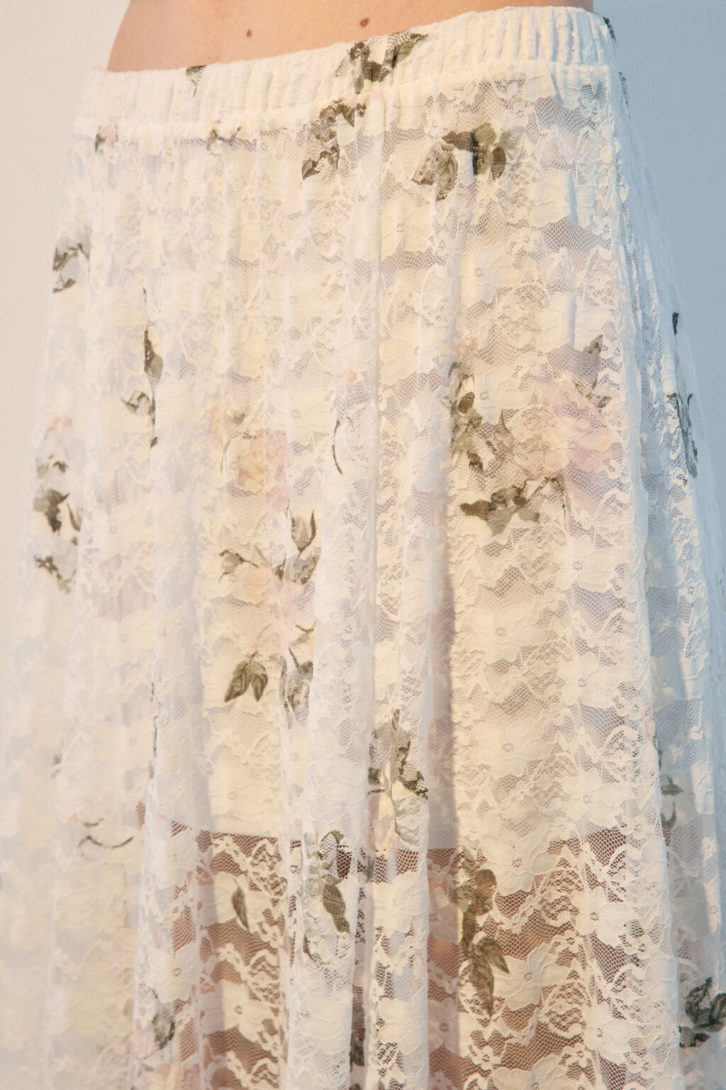 Юбка макси кружевная с цветочным принтом - цвет белый - 5