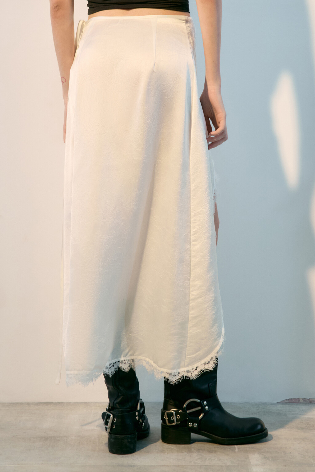 Юбка макси на завязках с кружевом - цвет молочный - 4