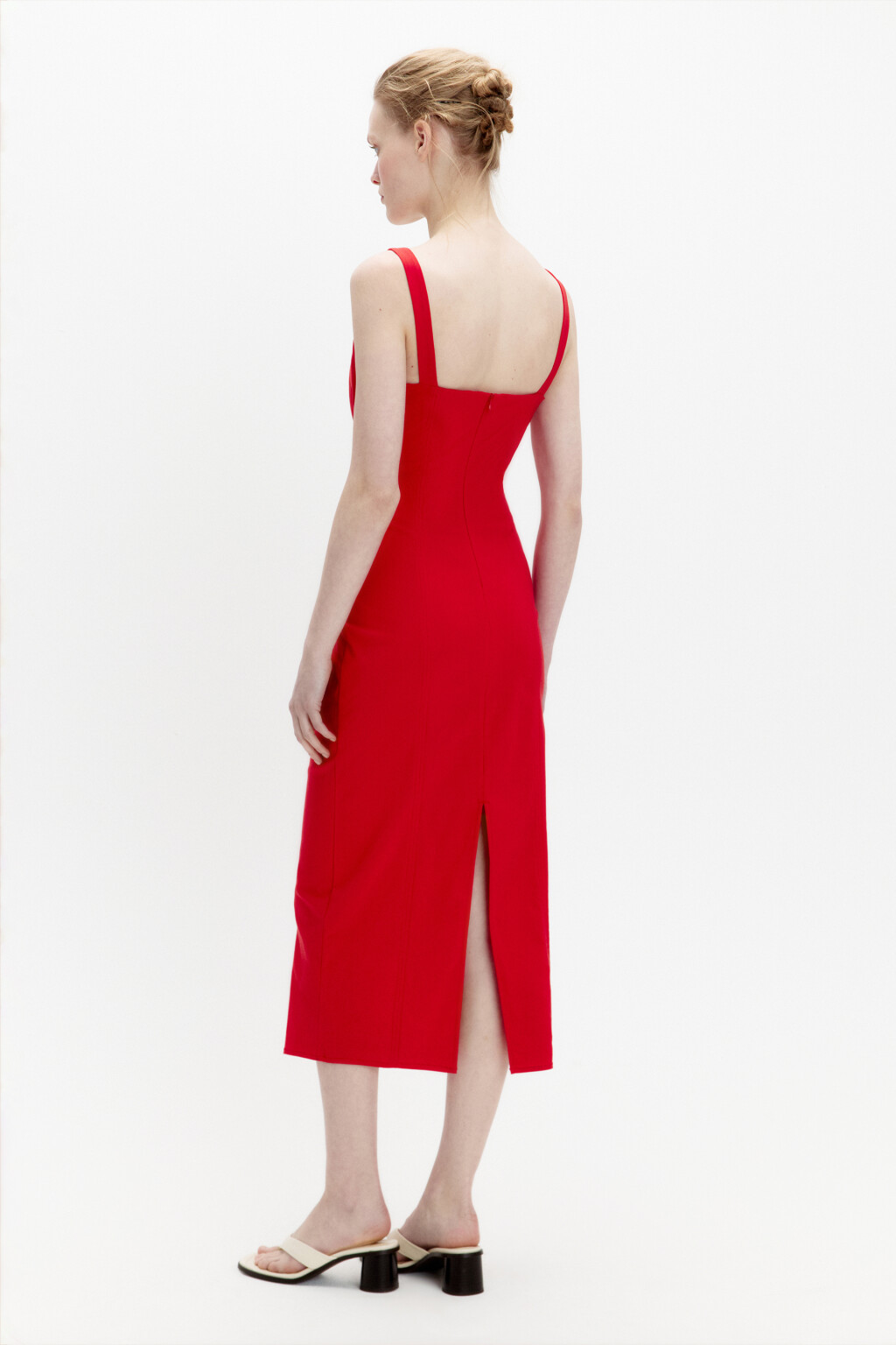 Платье миди облегающее с вырезом-каре - цвет красный - 3