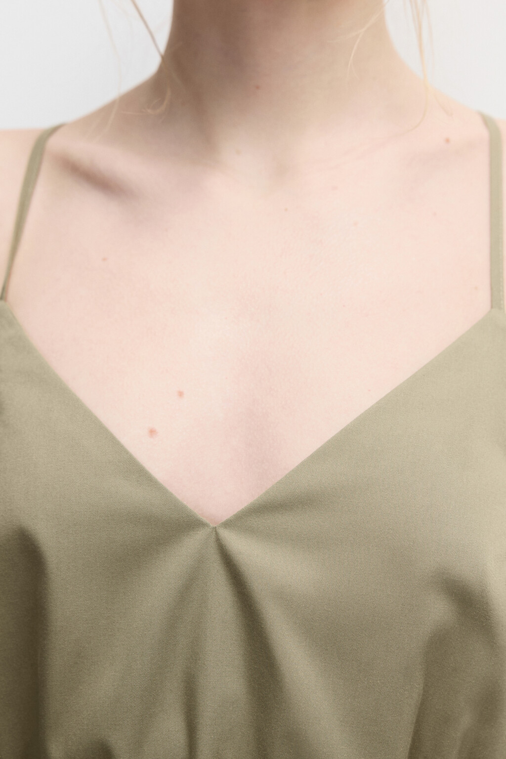 Сарафан на бретельках с открытой спиной - цвет зеленый - 5