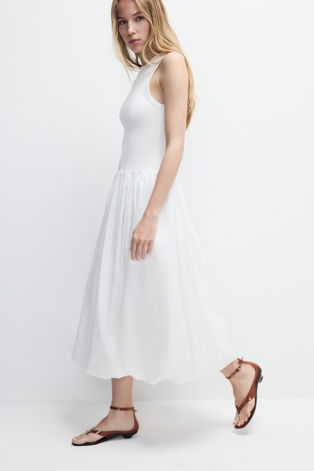 Платье-баллон с облегающим верхом - цвет белый - 1