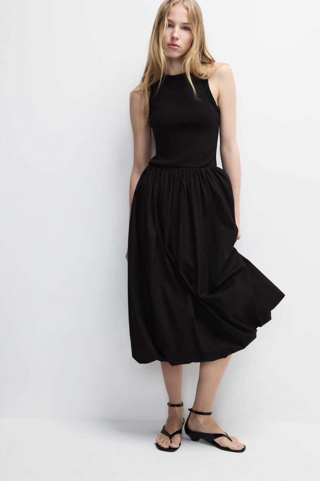 Платье-баллон с облегающим верхом - цвет черный - 1