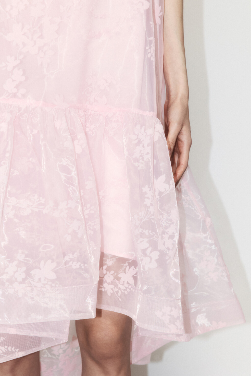 Платье-трапеция миди с узором и воланом - цвет розовый - 5