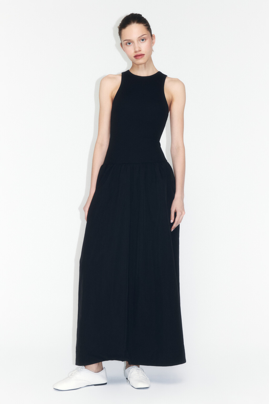 Платье макси с облегающей майкой - цвет черный - 3
