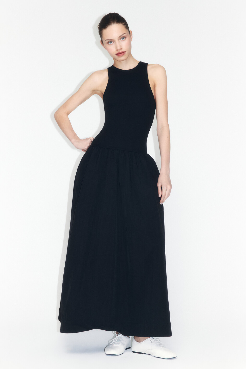 Платье макси с облегающей майкой - цвет черный - 5