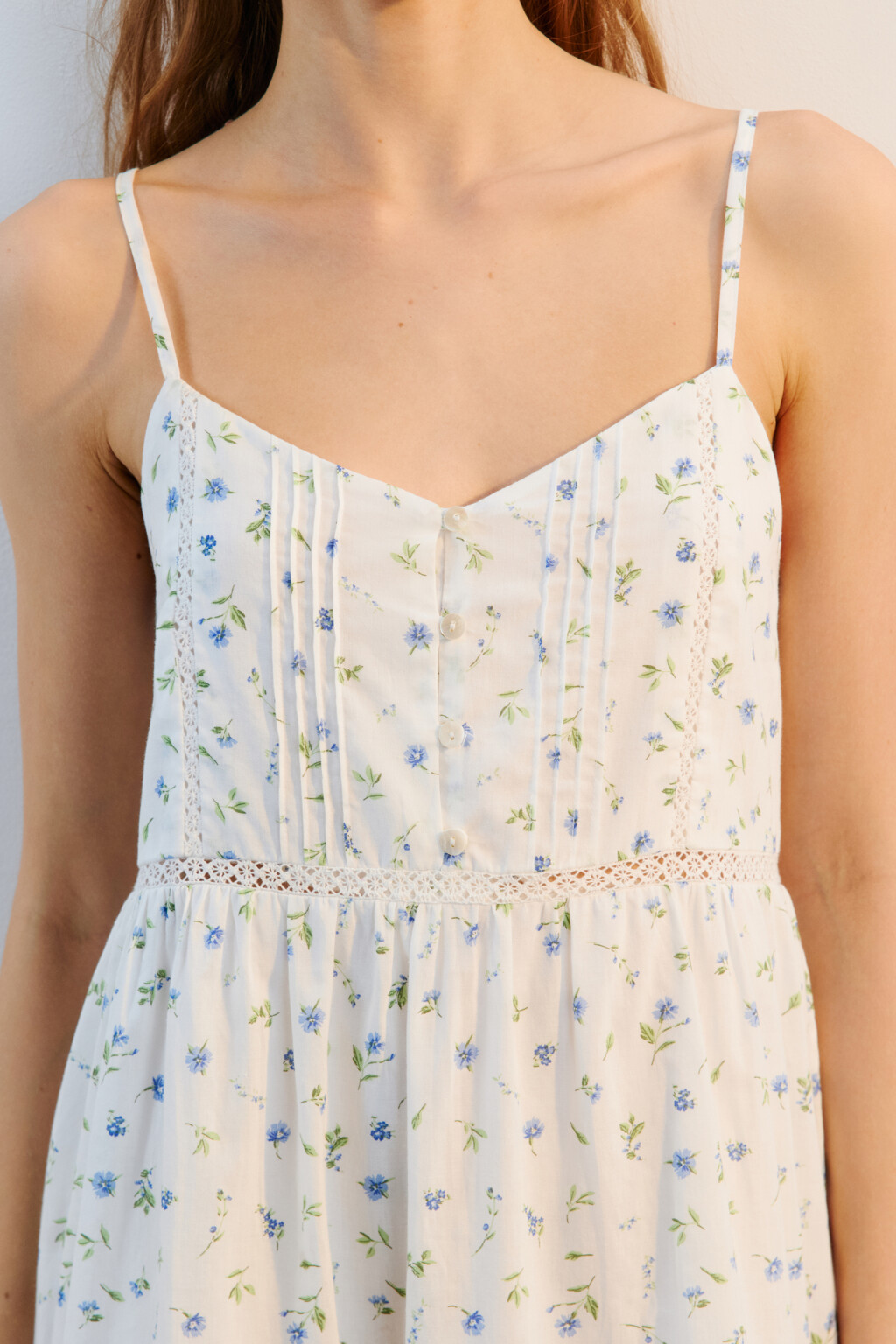 Сарафан хлопковый на тонких бретельках - цвет белый - 5