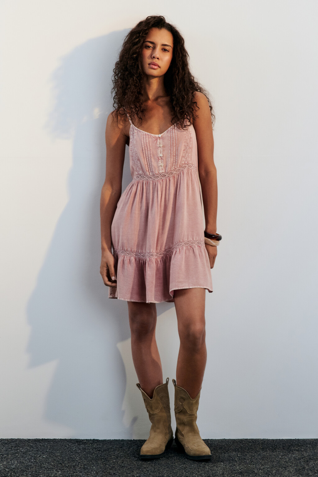 Сарафан мини вискозный с вареным эффектом - цвет розовый - 5