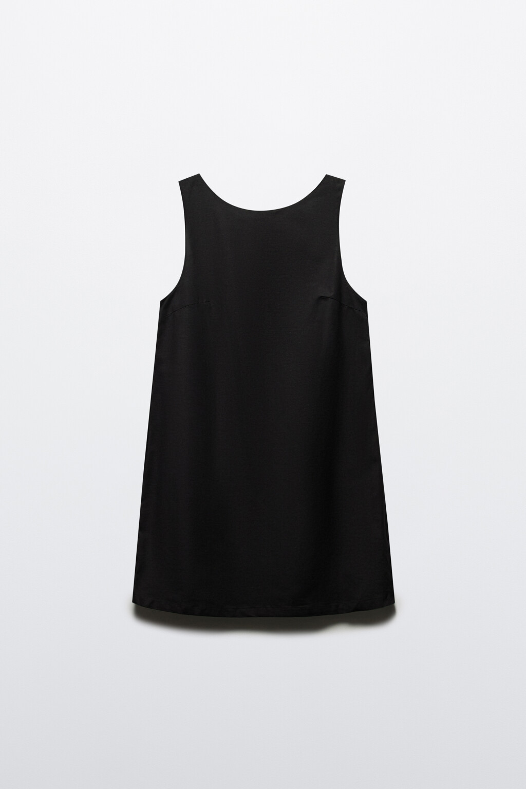 Платье мини с вырезом и бантиками на спине - цвет черный - 8