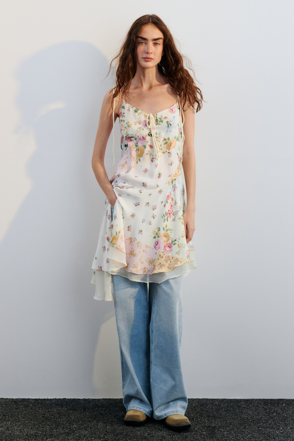 Платье мини асимметричное на бретельках - цвет мультиколор - 5