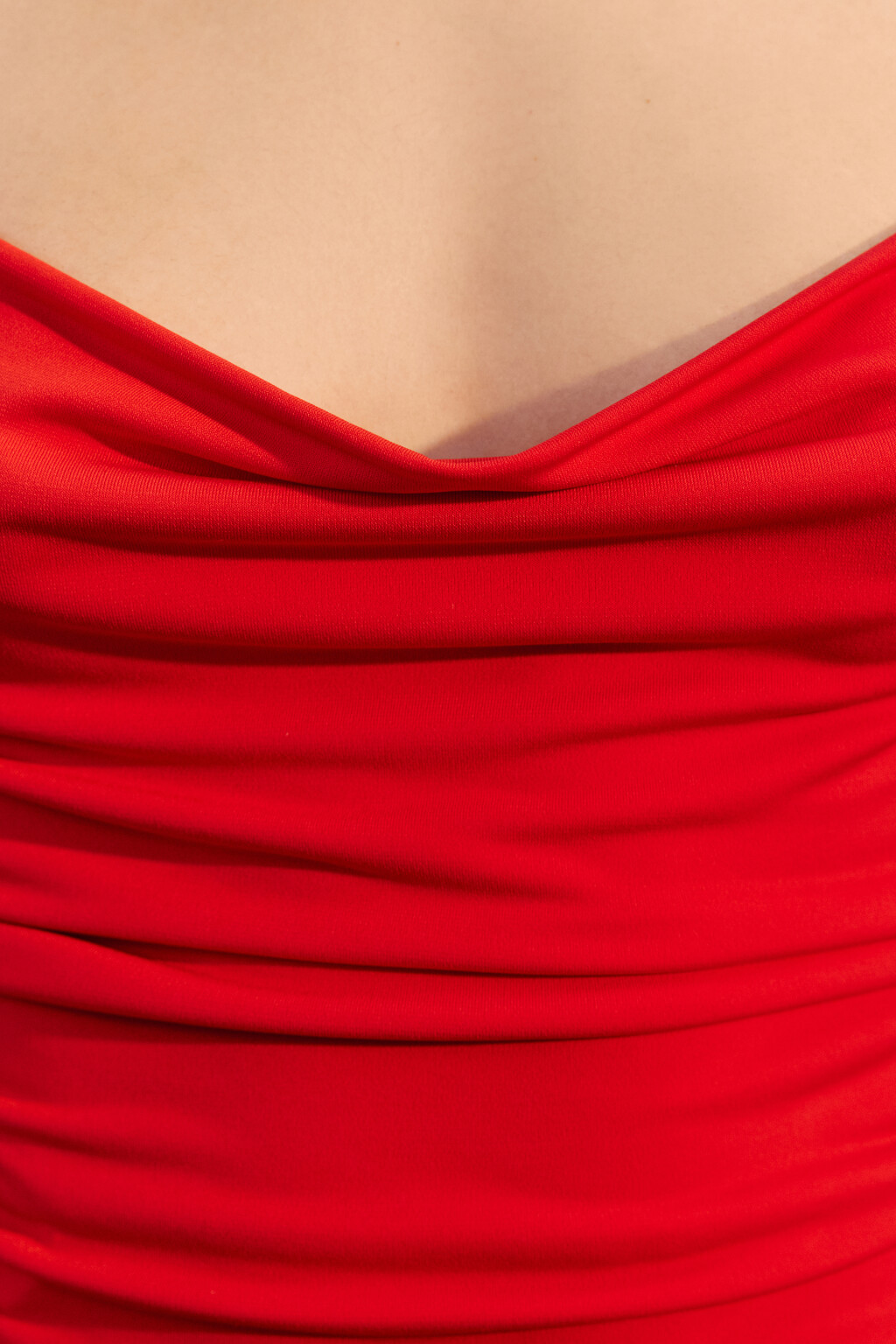 Платье миди облегающее на тонких бретелях - цвет красный - 5
