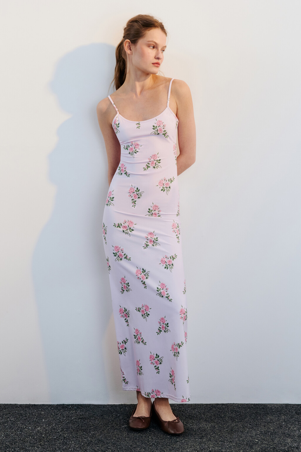 Платье макси облегающее на бретельках - цвет розовый - 5