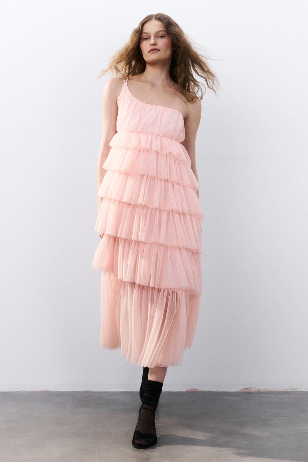 Платье миди многоярусное из сетки - цвет розовый - 1