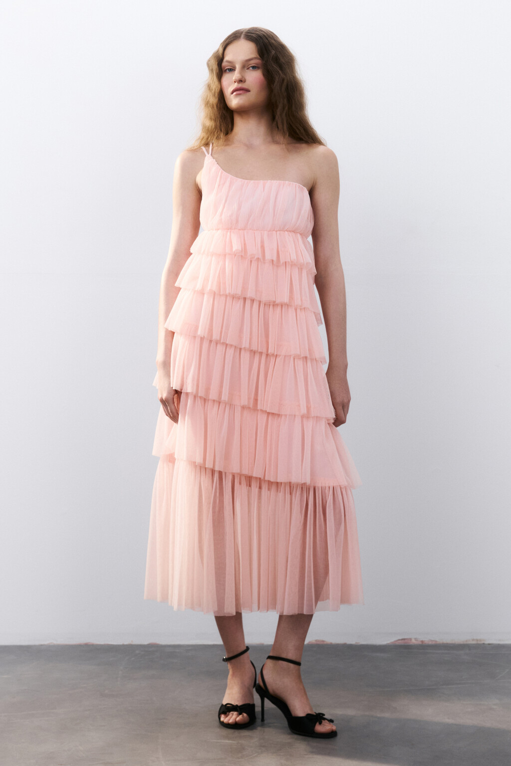 Платье миди многоярусное из сетки - цвет розовый - 4