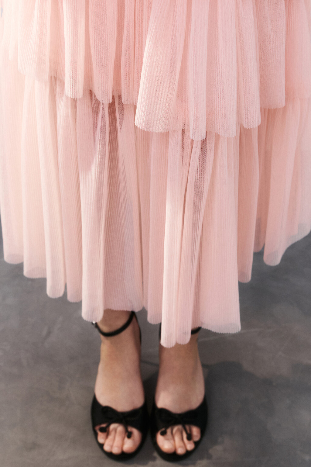 Платье миди многоярусное из сетки - цвет розовый - 9