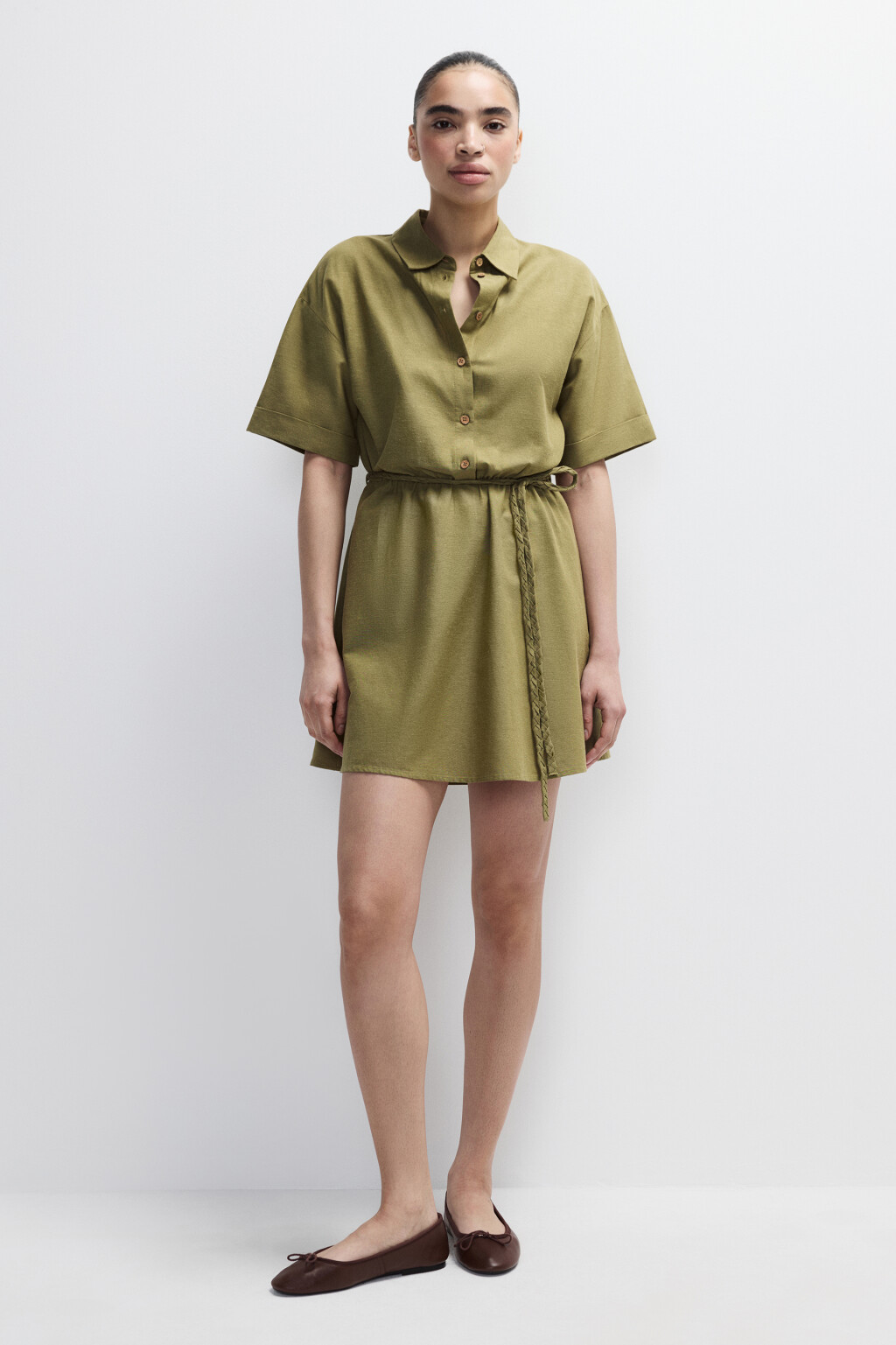 Платье-рубашка мини с поясом - цвет зеленый - 5