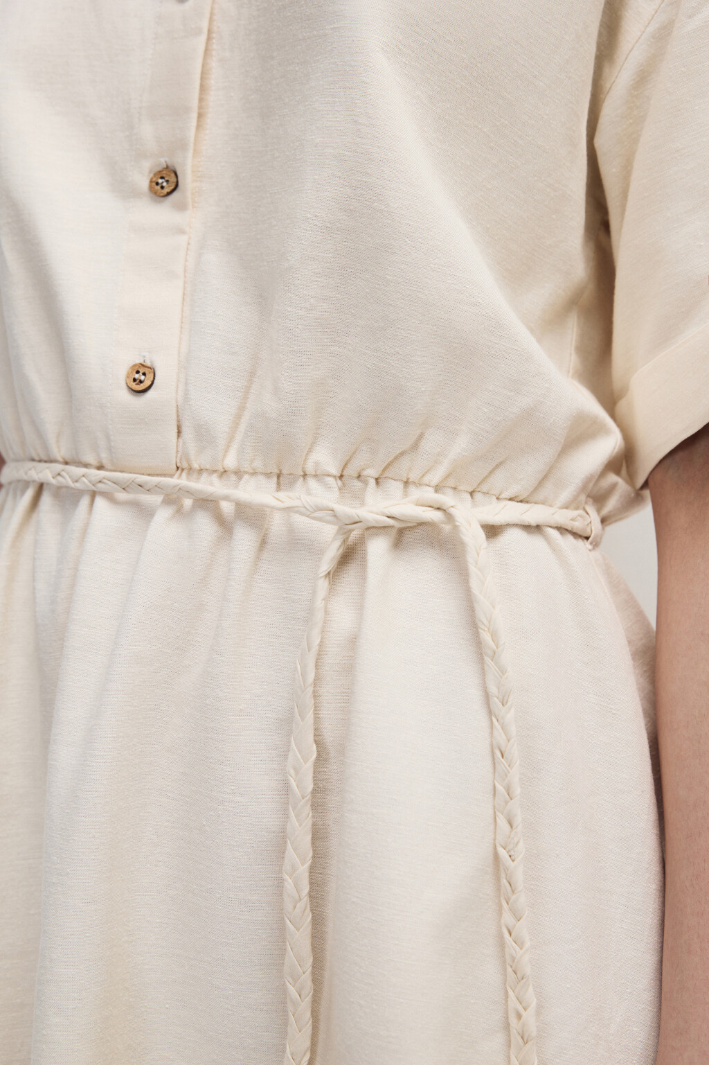Платье-рубашка мини с поясом - цвет молочный - 7