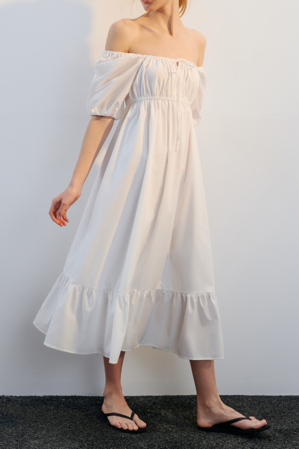 Платье-трапеция миди с завязками на груди - цвет белый - 1