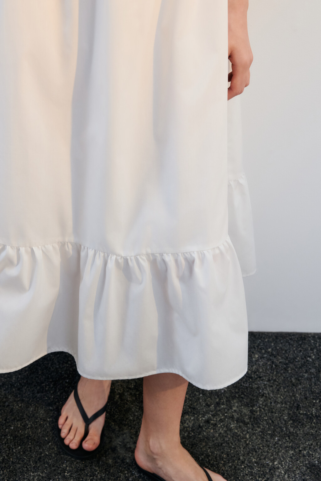 Платье-трапеция миди с завязками на груди - цвет белый - 6