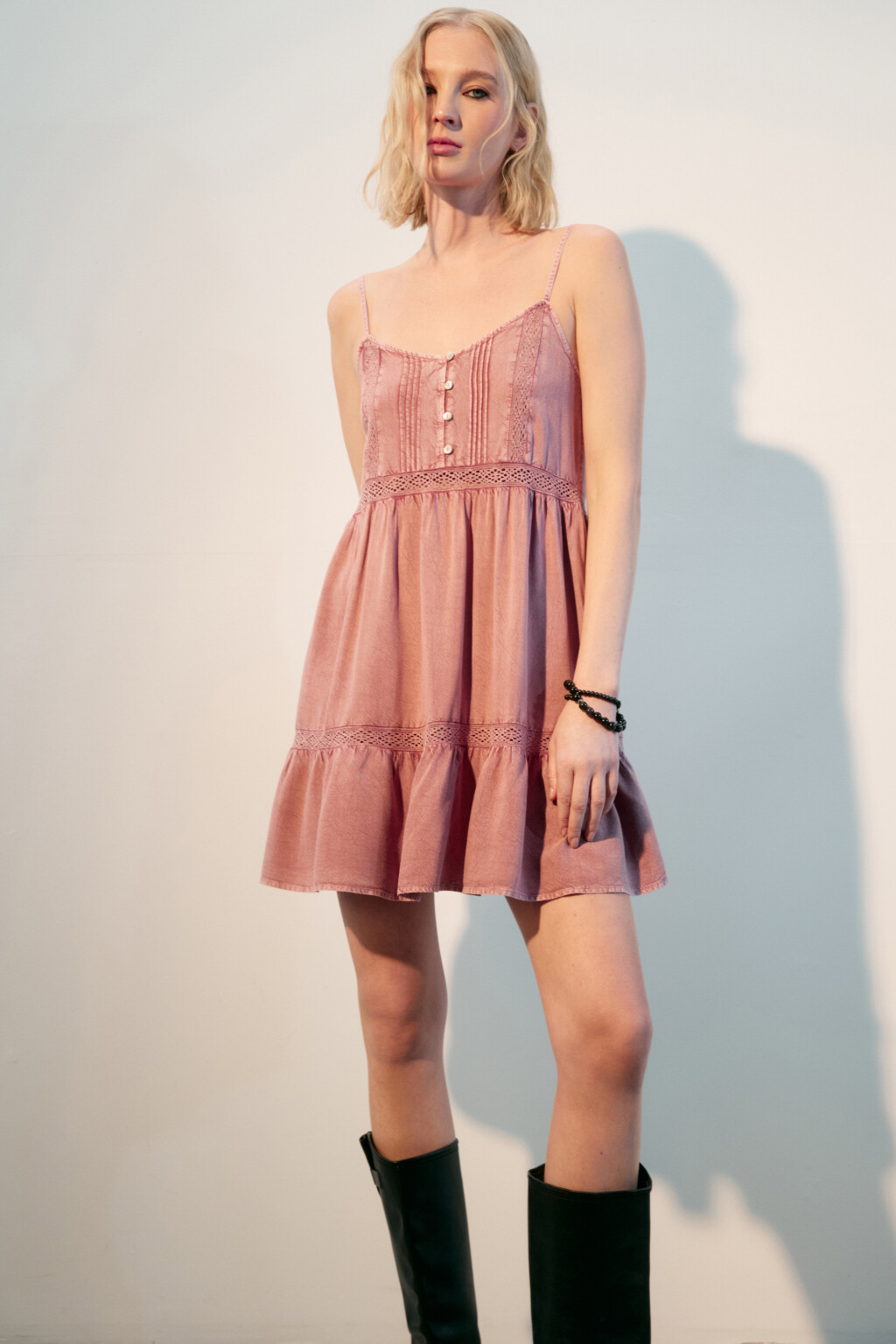 Сарафан из вареной вискозы с кружевом - цвет розовый - 1