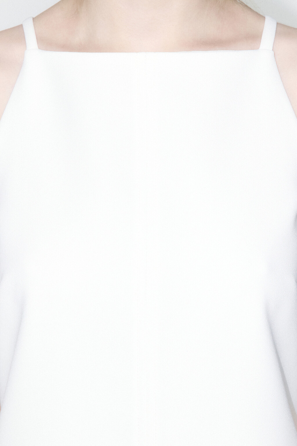 Платье-сарафан мини на тонких бретельках - цвет белый - 5