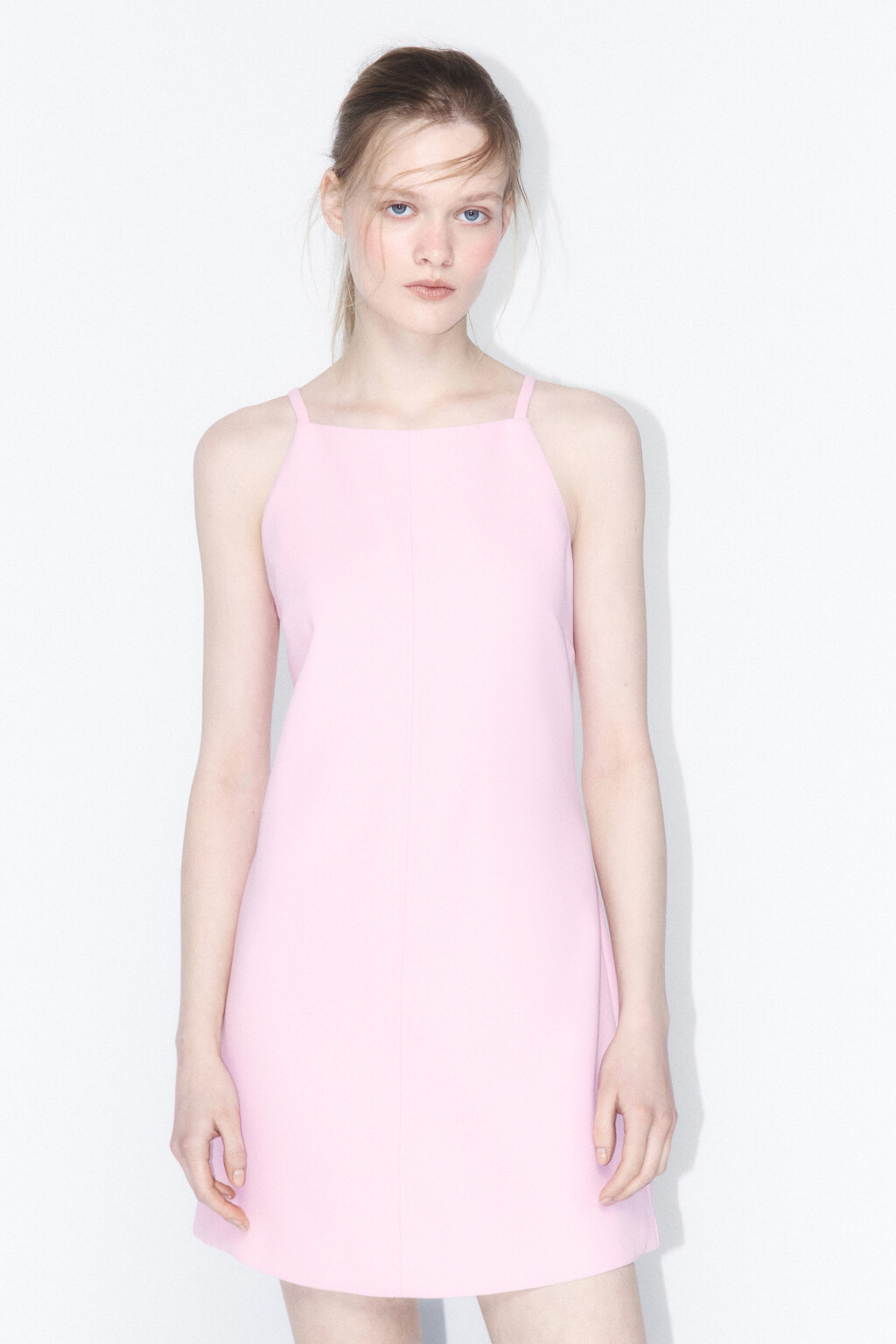 Платье-сарафан мини на тонких бретельках - цвет розовый - 1