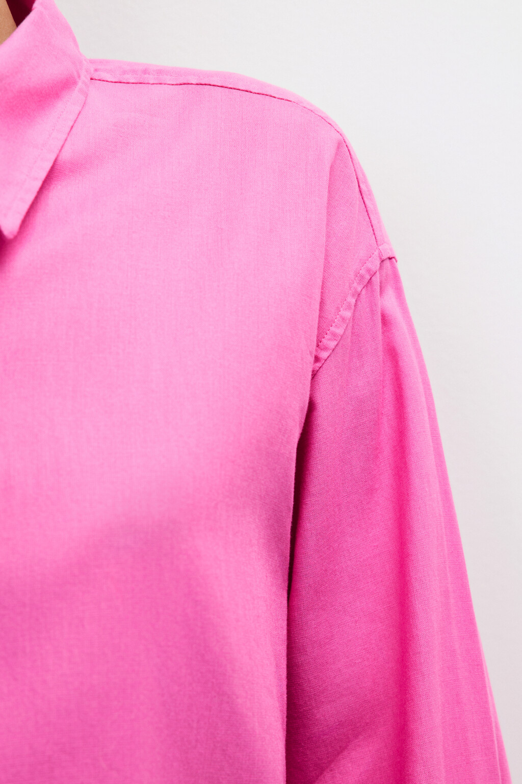 Рубашка oversize из хлопка и льна - цвет розовый - 6