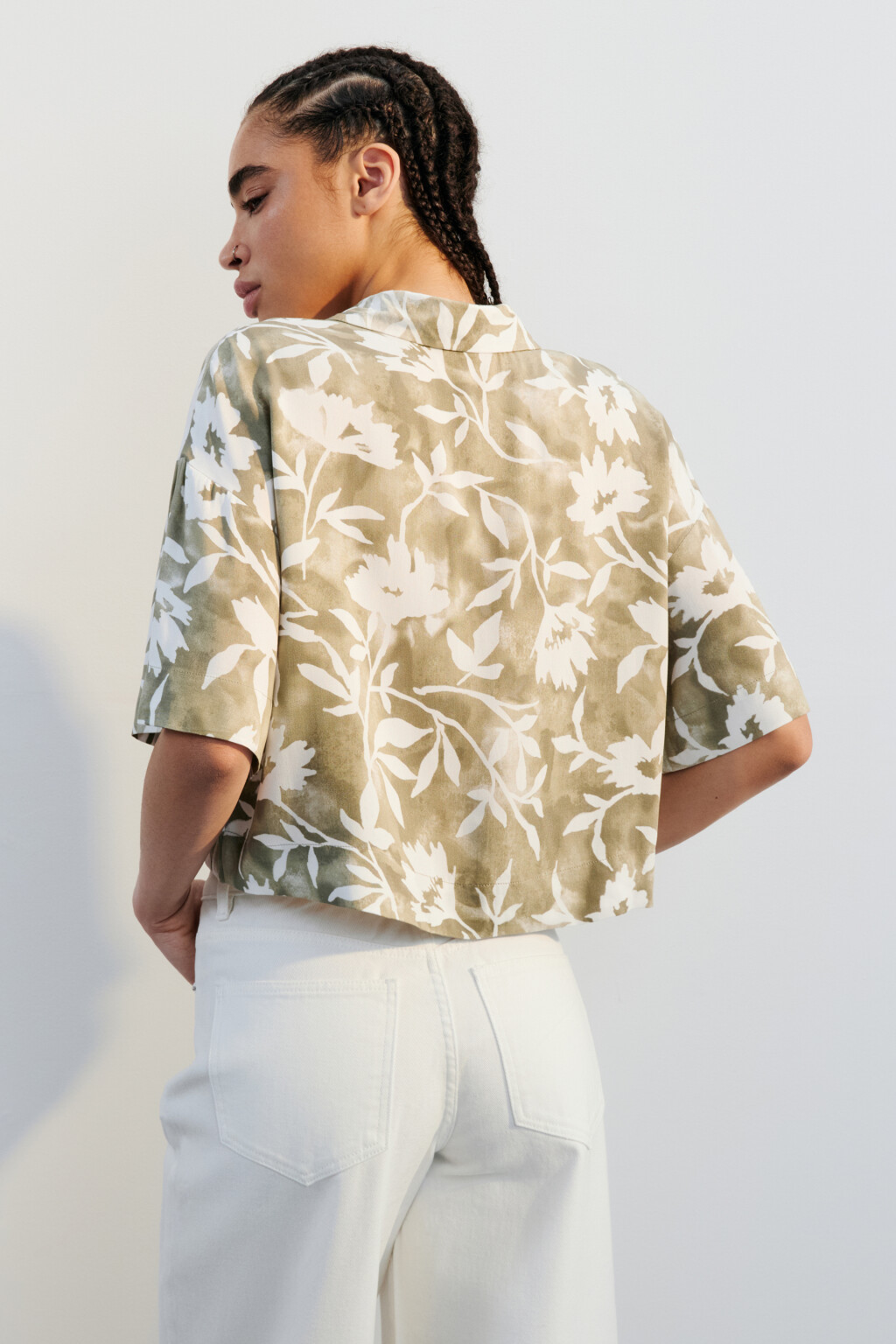 Рубашка укороченная из вискозы - цвет мультиколор - 3