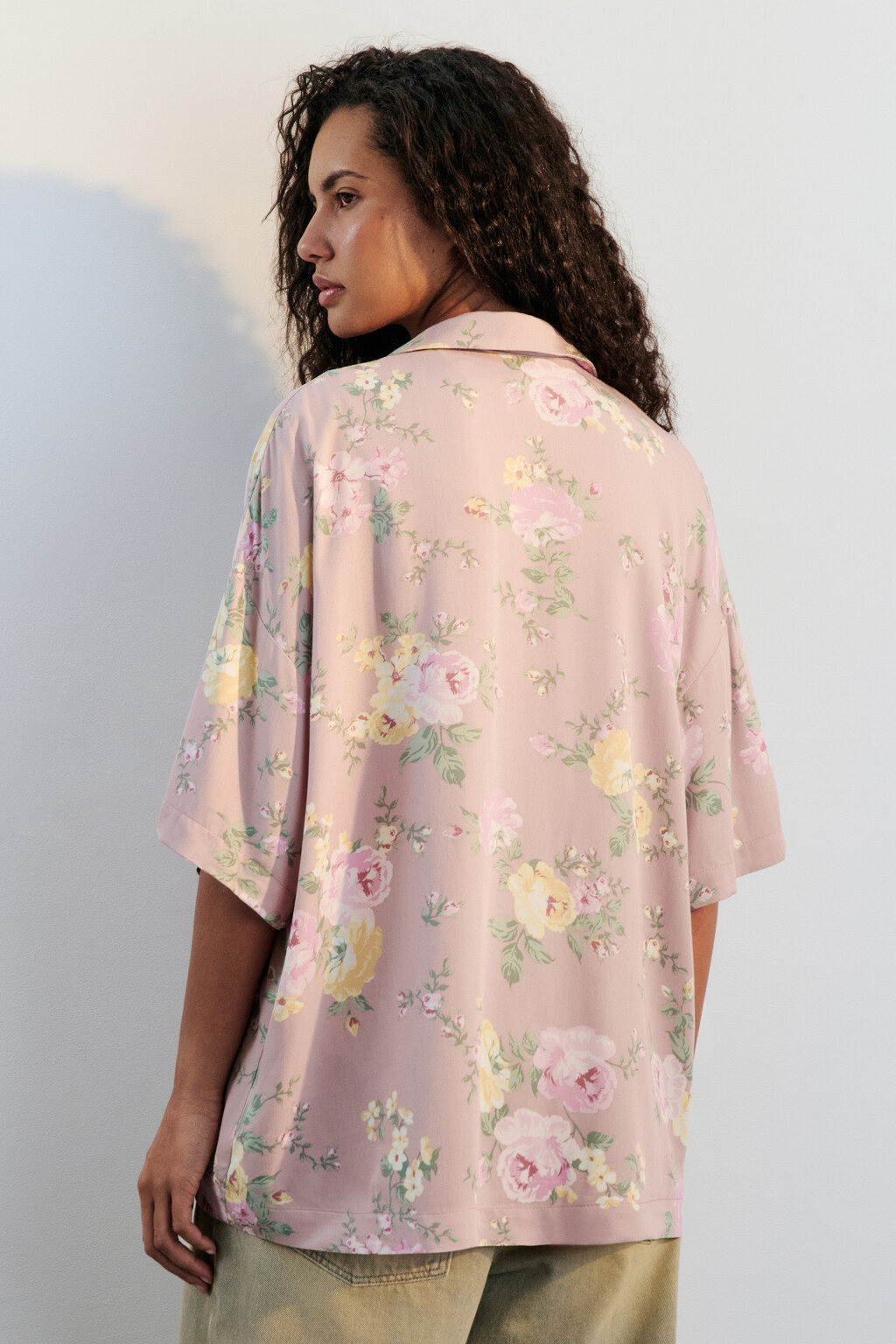 Рубашка oversize вискозная с принтом - цвет бордовый - 3