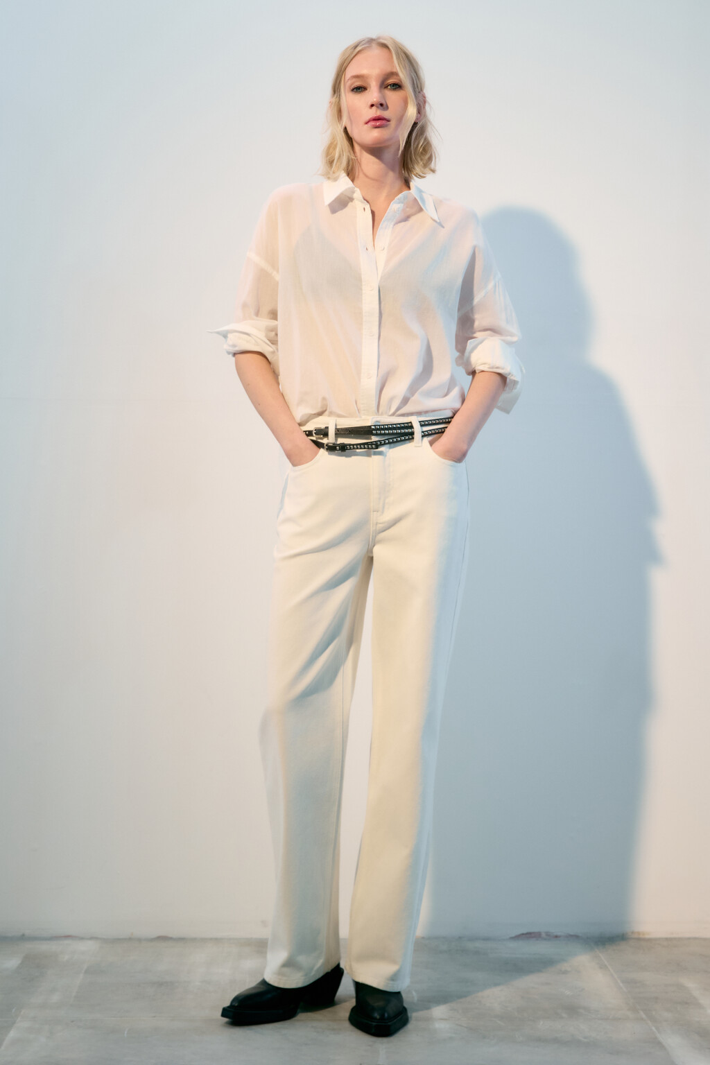 Рубашка oversize из жатого хлопка - цвет белый - 6