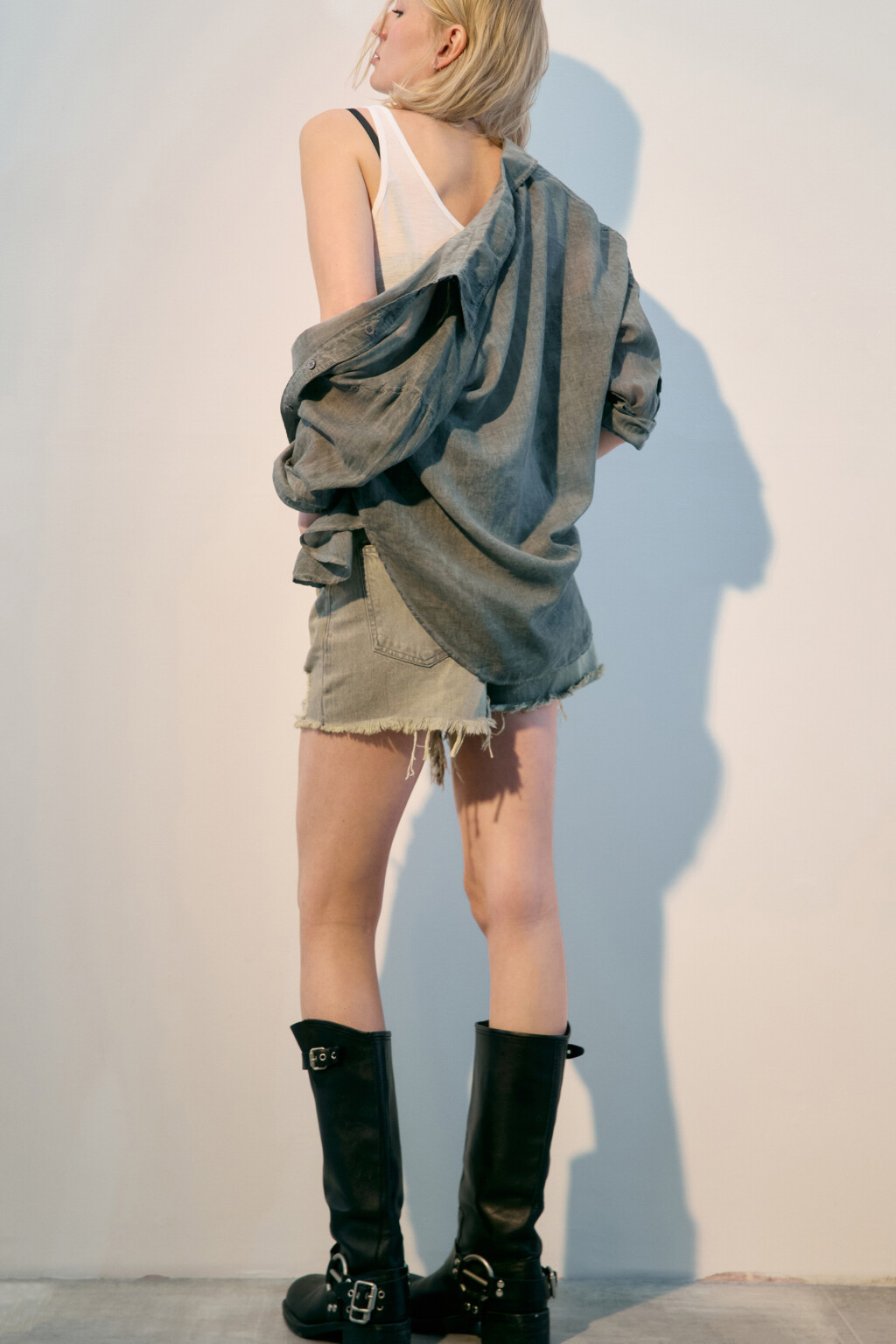 Рубашка oversize из жатого хлопка - цвет серый - 2