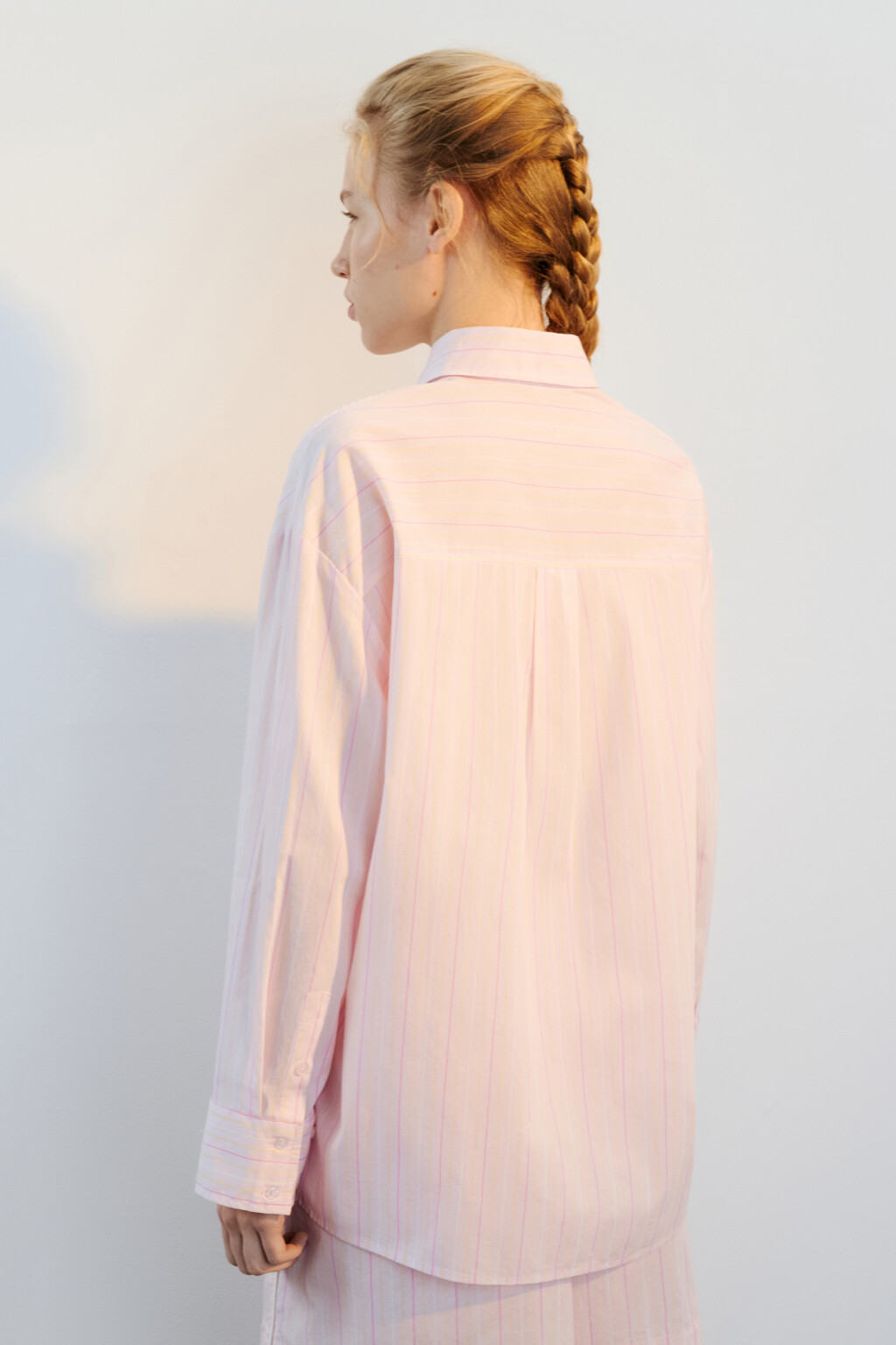 Рубашка oversize хлопковая в полоску - цвет розовый - 4