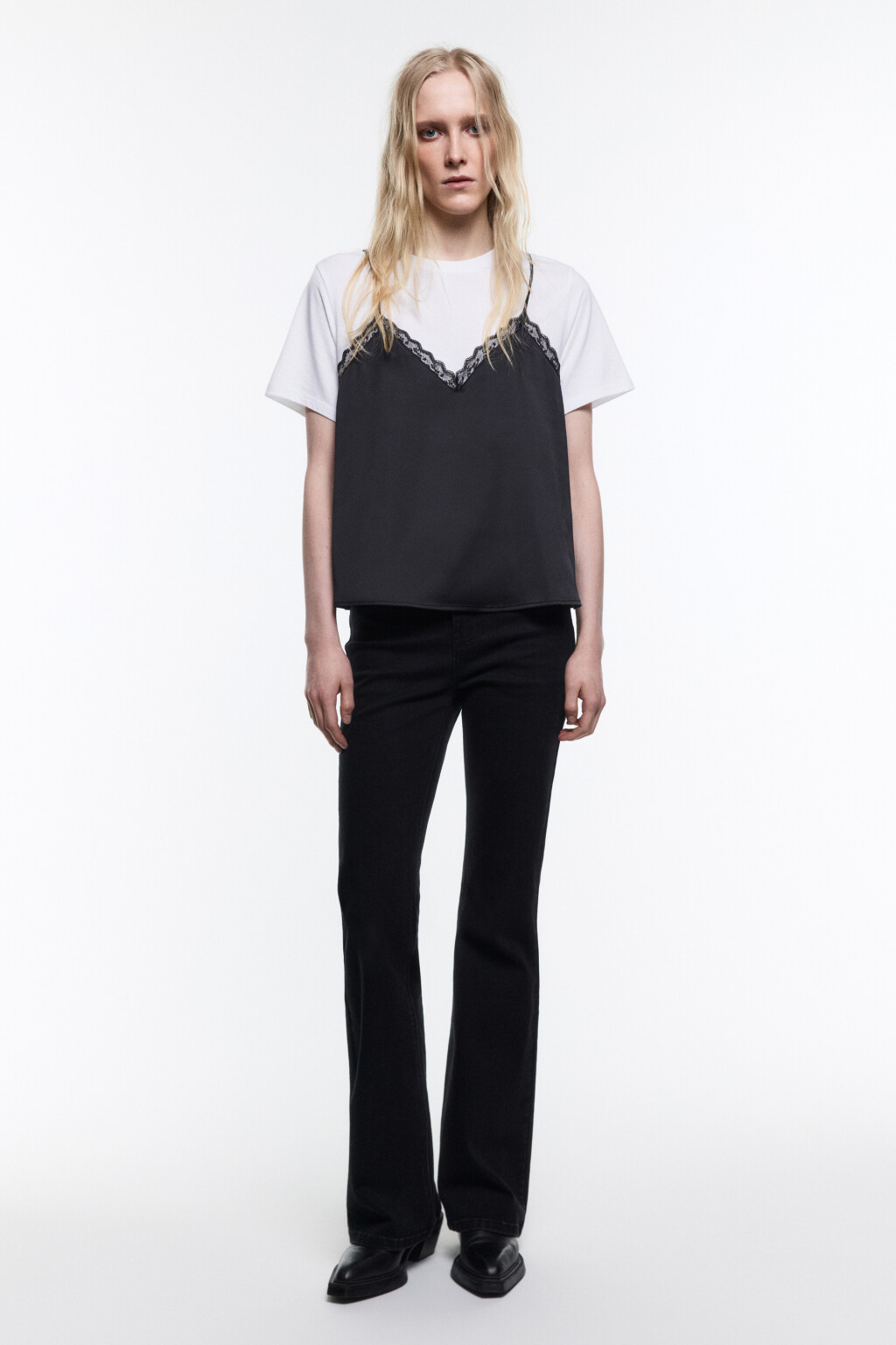 Футболка-топ с атласной майкой и кружевом - цвет черный - 5