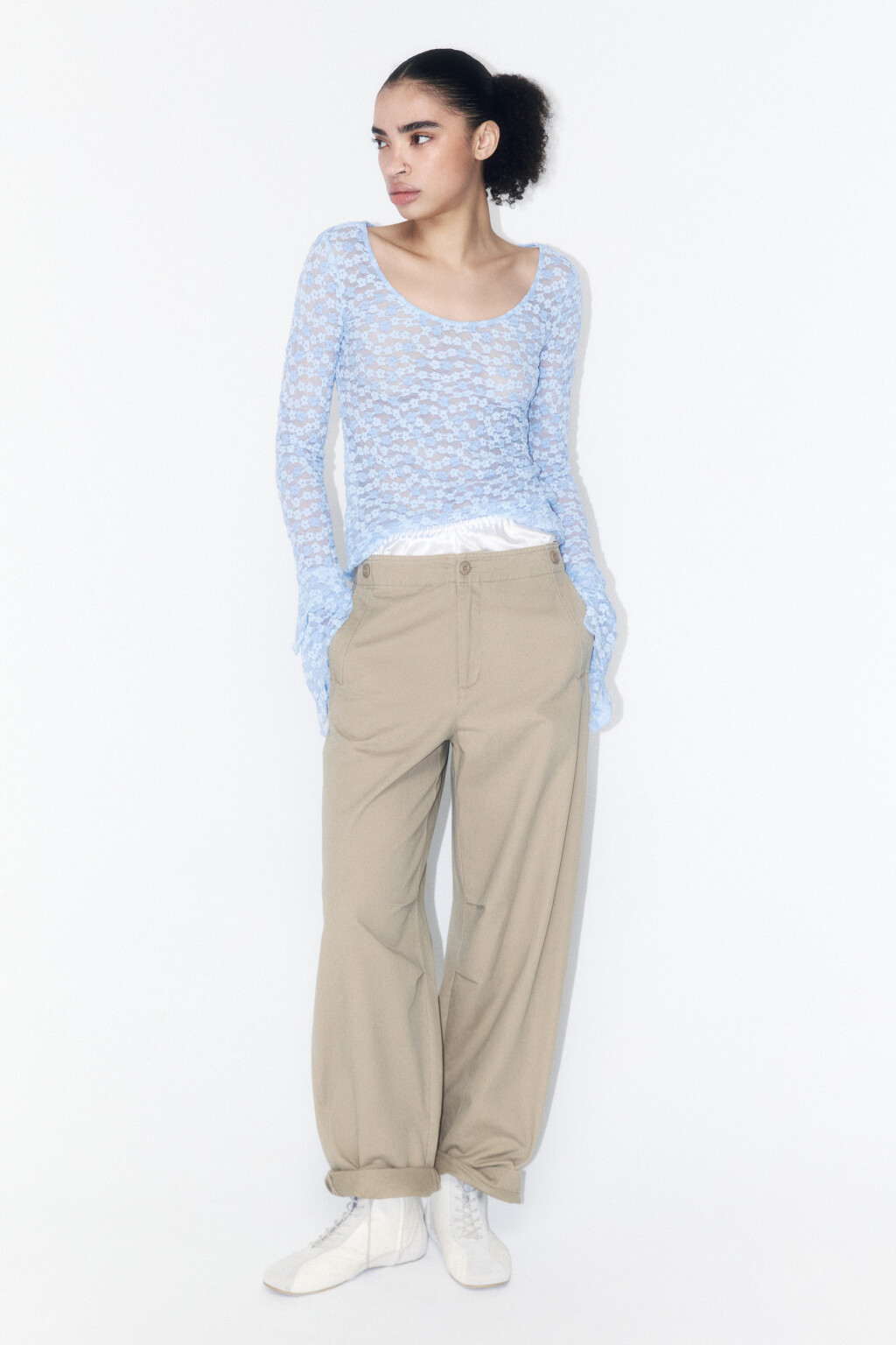 Блузка кружевная с воланами на рукавах - цвет голубой - 5