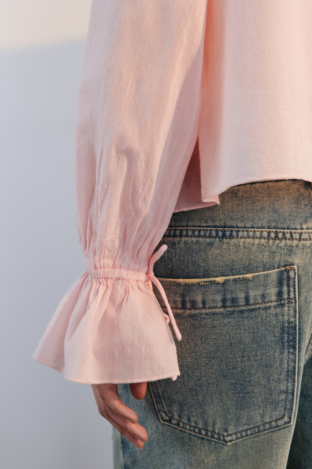 Блузка хлопковая на завязках с воланами - цвет оранжевый - 6