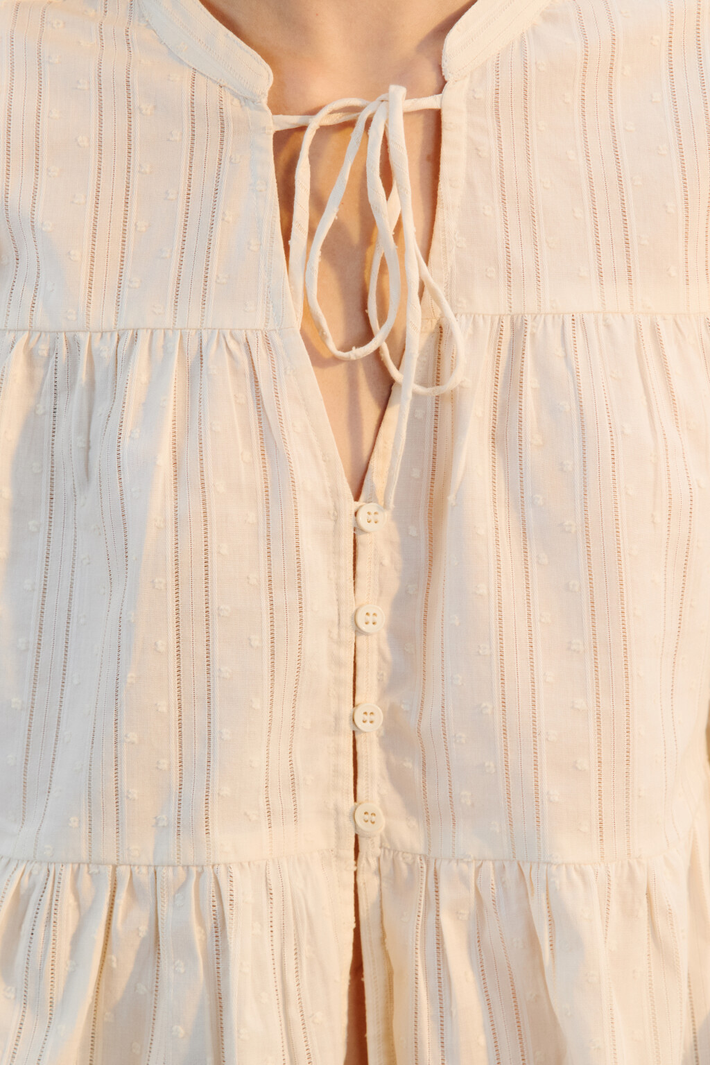 Блузка из хлопка с баской и рукавами-буфами - цвет молочный - 6