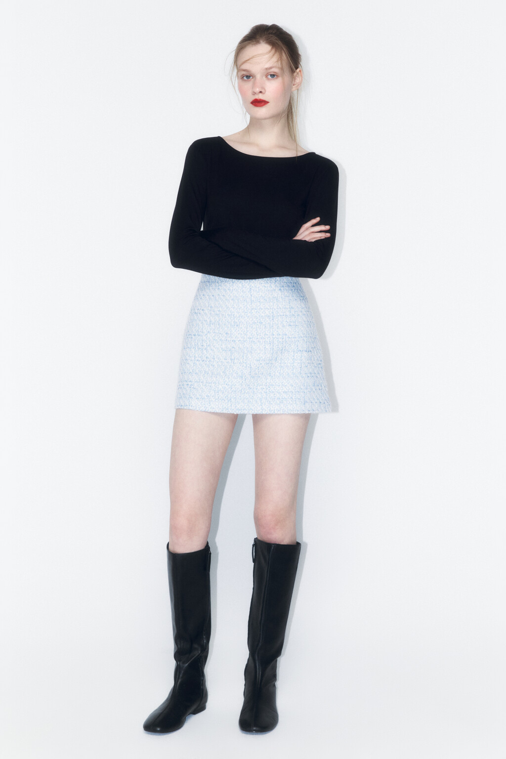 Лонгслив вискозный с вырезом и завязками на спине - цвет черный - 4