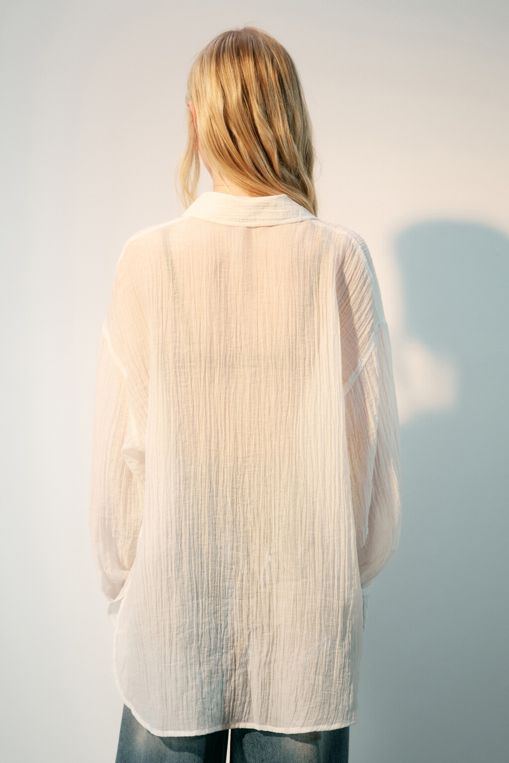 Рубашка оверсайз из лиоцелла - цвет белый - 3