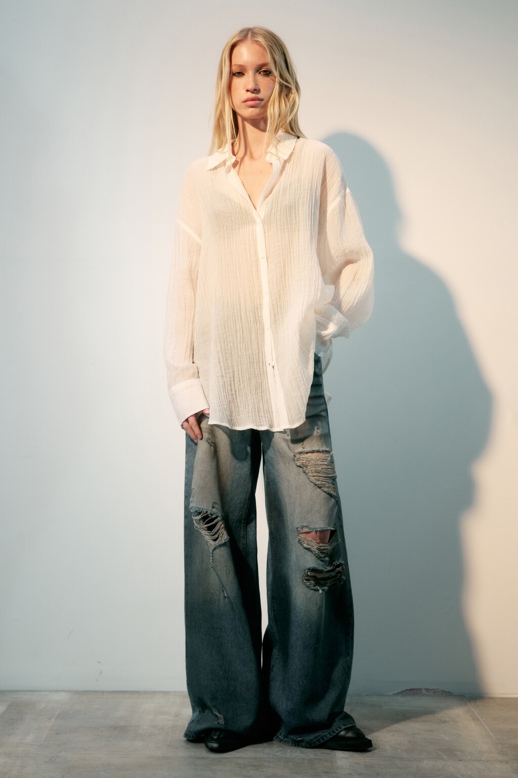 Рубашка оверсайз из лиоцелла - цвет белый - 4