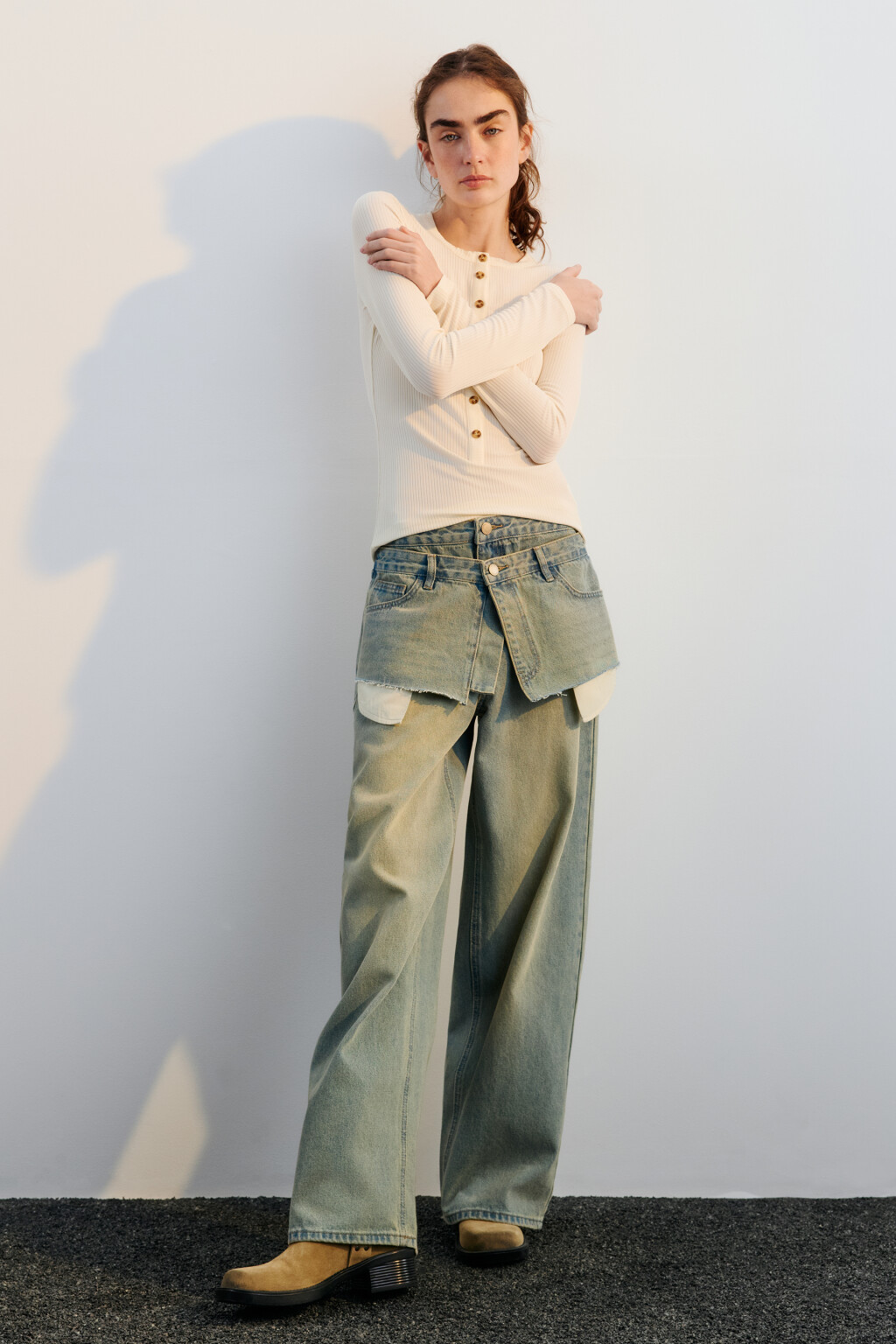 Лонгслив облегающий в рубчик с пуговицами - цвет белый - 4