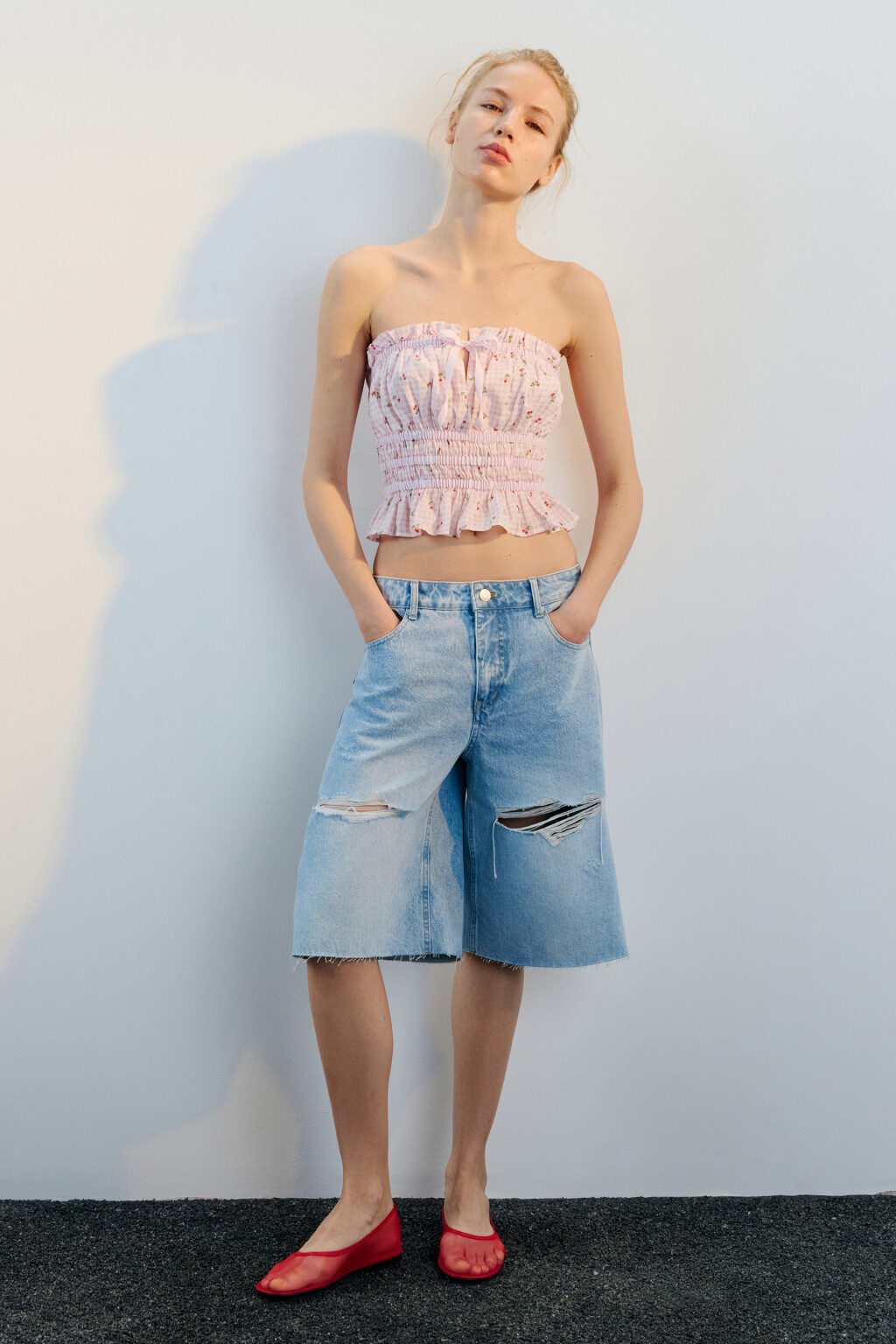 Топ-бандо хлопковый с принтом и баской - цвет розовый - 4