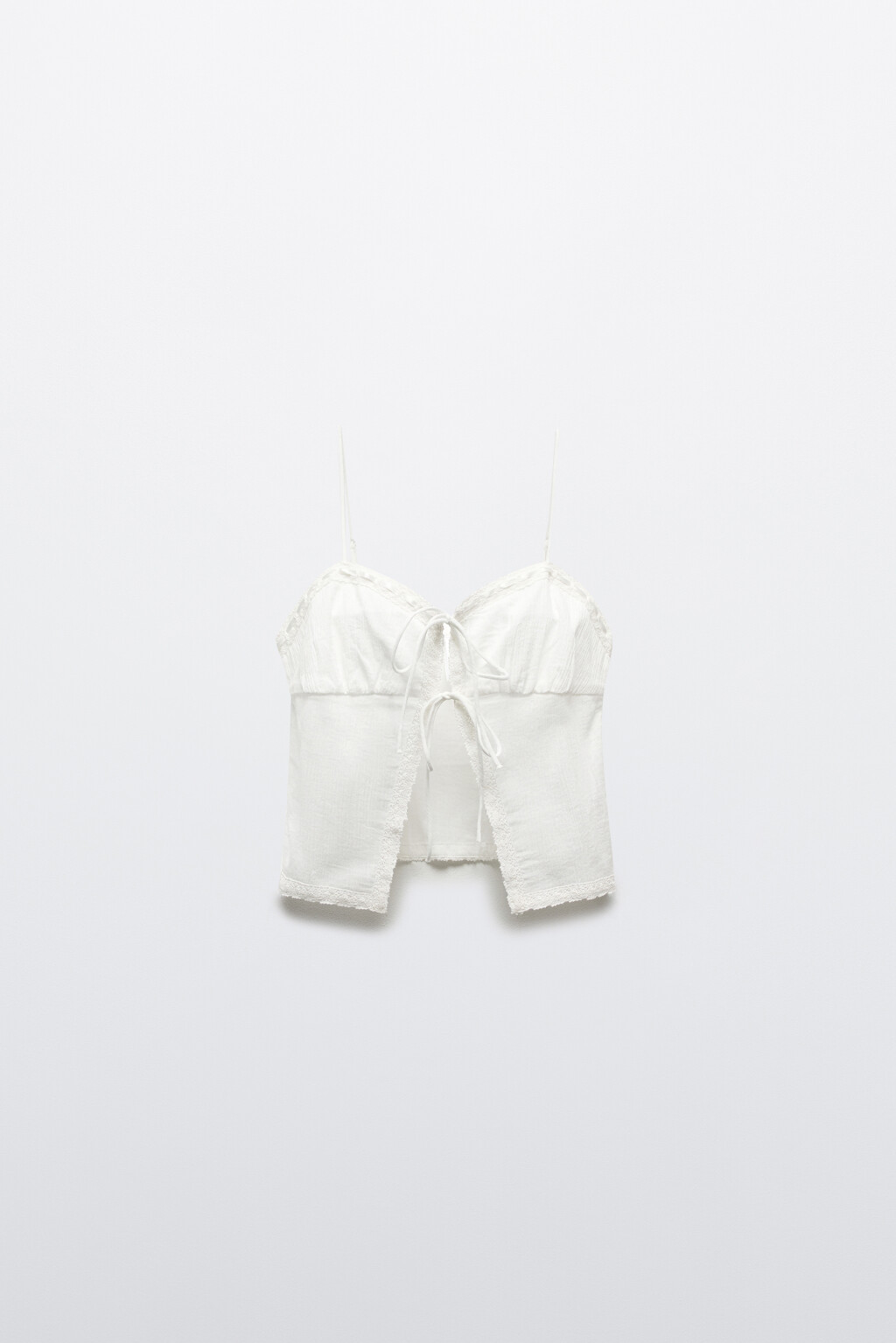 Топ на бретельках с вырезом и завязками - цвет белый - 8