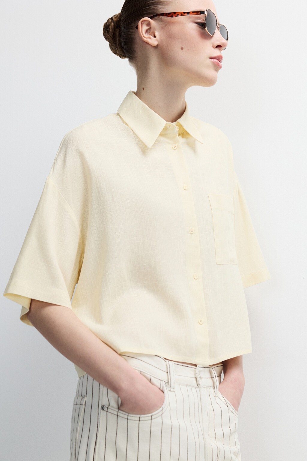 Рубашка укороченная из вискозы со льном - цвет ванильный - 1