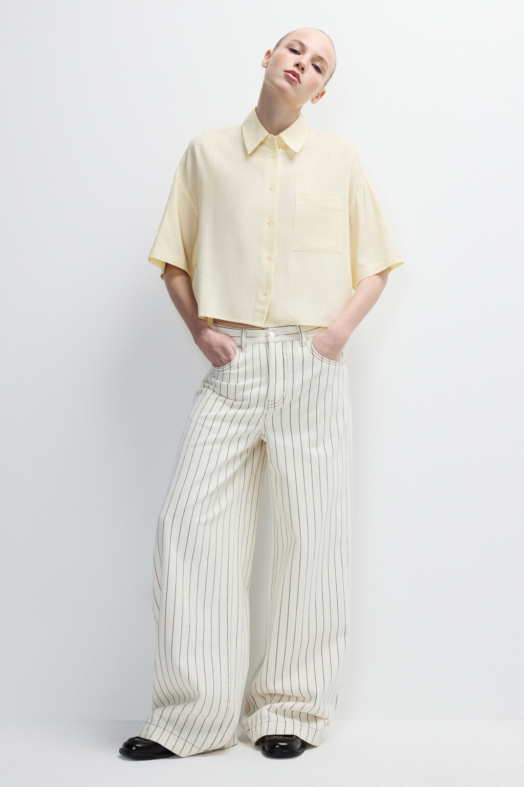 Рубашка укороченная из вискозы со льном - цвет ванильный - 4