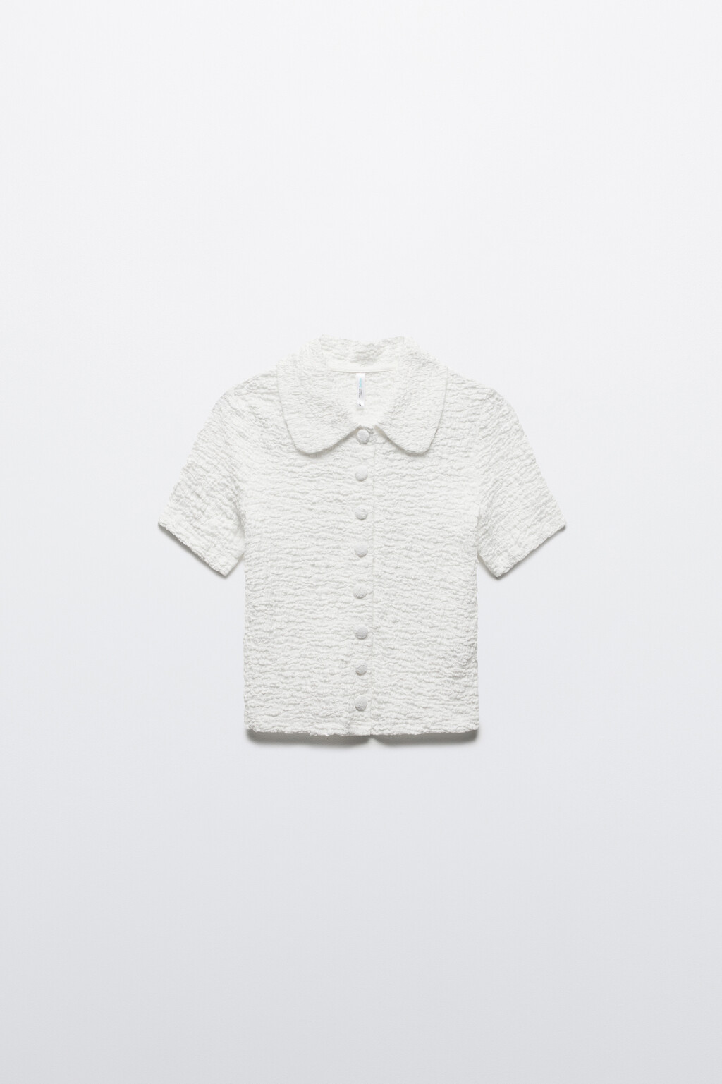 Блузка облегающая ажурная на пуговицах - цвет белый - 8